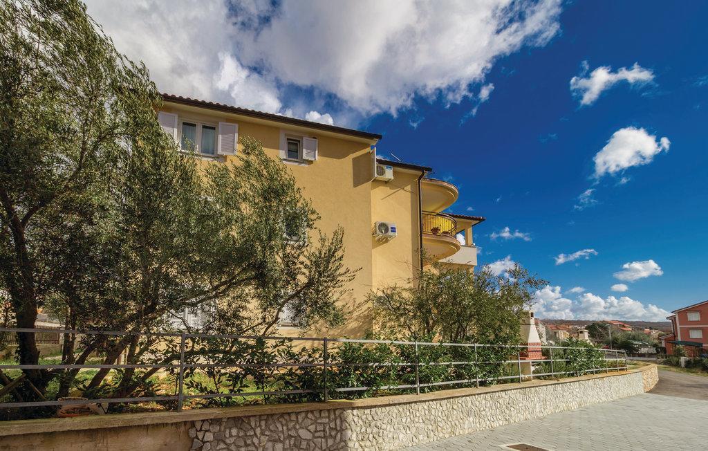Apartment Ivana 2435 Malinska Exterior photo